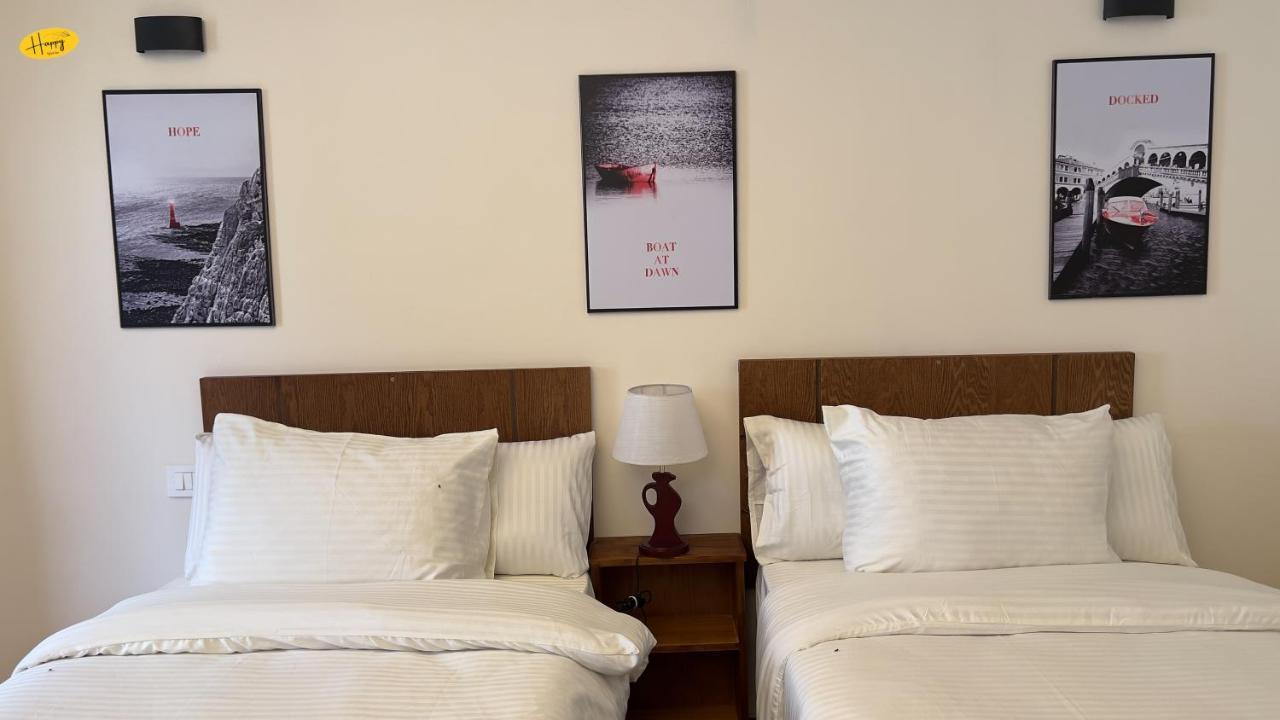 Happy View Inn Kafret el-Gabal Exteriör bild